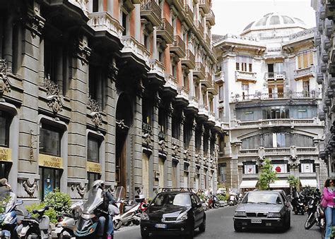 fendi napoli via filangieri|Shopping in Naples close to the Hotel Palazzo Alabardieri.